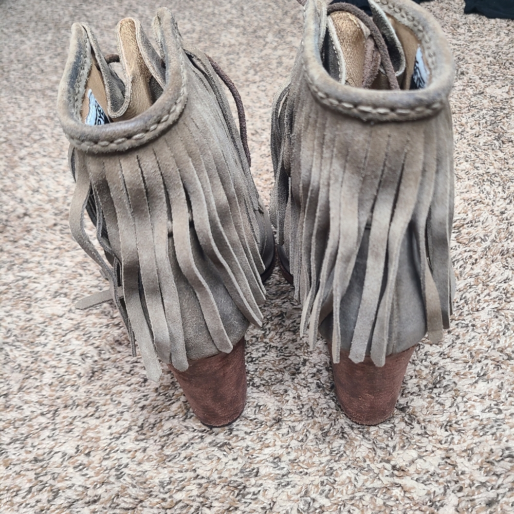 Frye Parker Suede‎ Fringe Block Heel Bootie Gray Boot Size 9.5 - Picture 4 of 6
